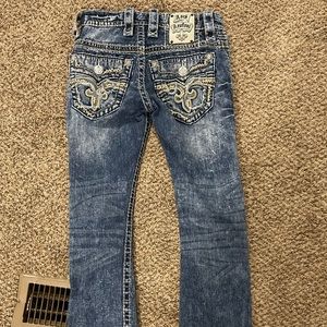 nothing wrong with them. did a closet clean out and selling stuff.